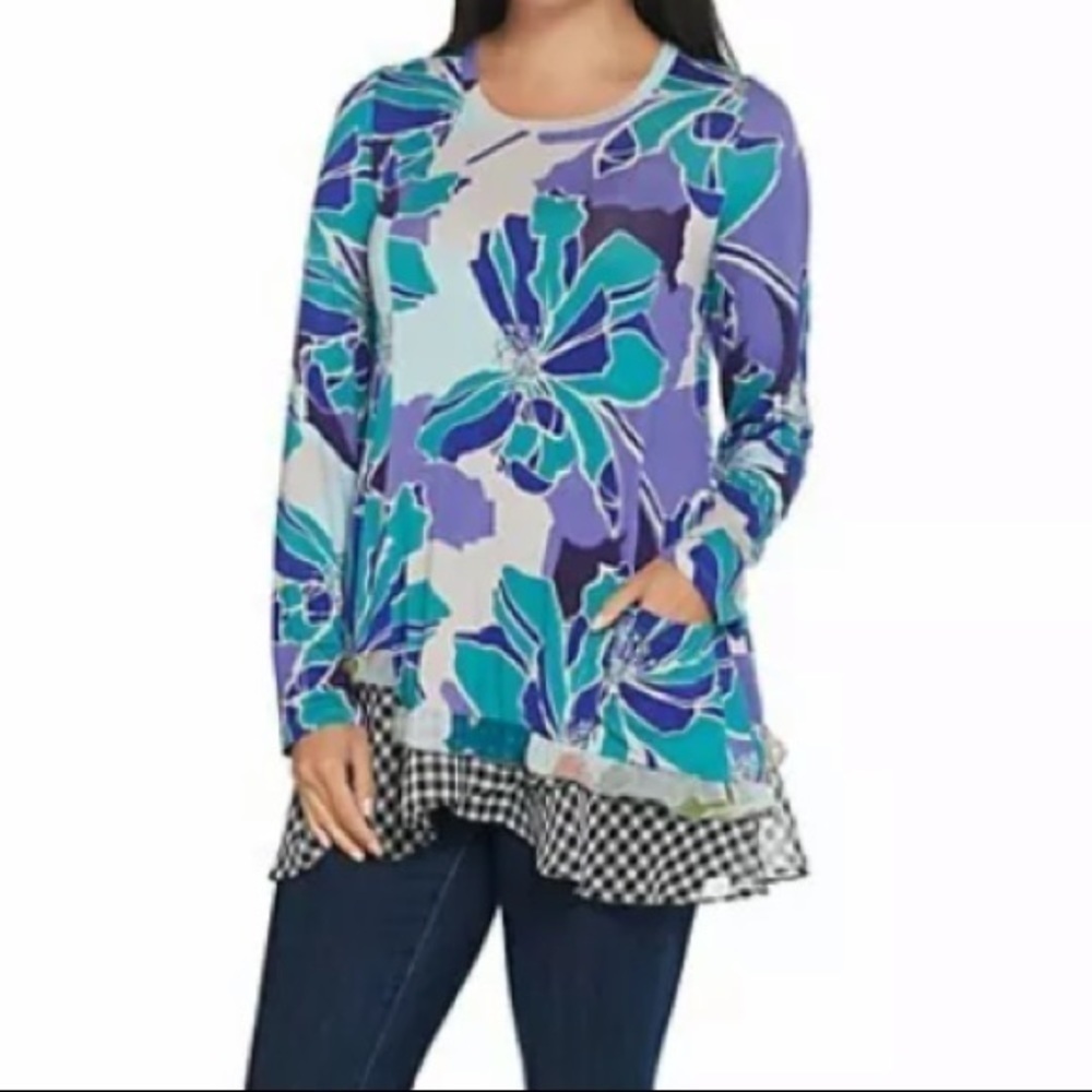 Logo by Lori Goldstein Printed Tunic with Asymmetrical Hem - Picture 4 of 10